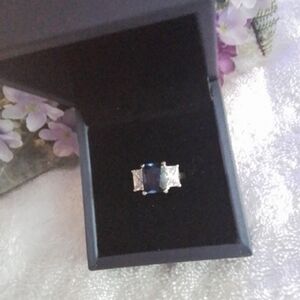 Elegant Silver and Blue Women's Ring